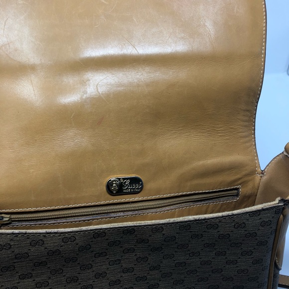 Authentic Vintage GG Supreme Gucci Bag. - Picture 2 of 5